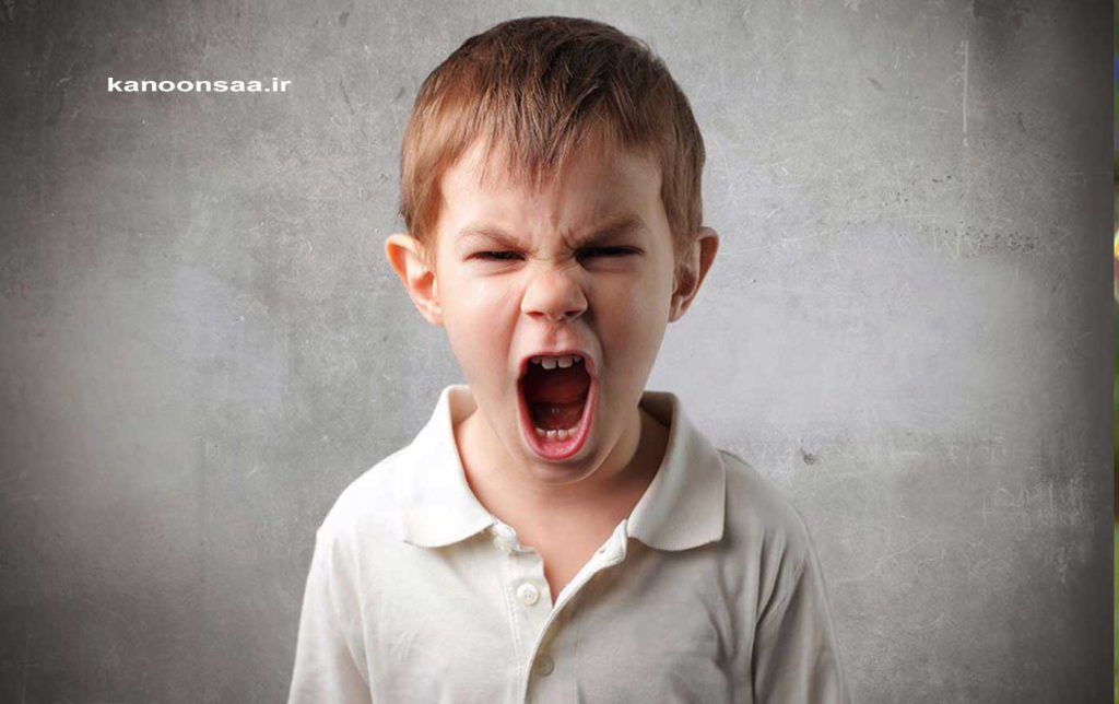کودک-خشمگین-در-حال-فریاد-زدن